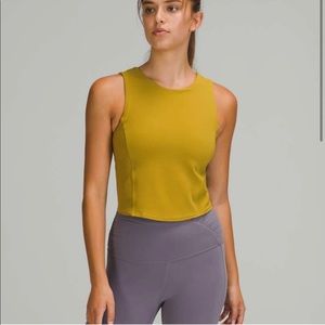 NWOT nulu twist crop tank